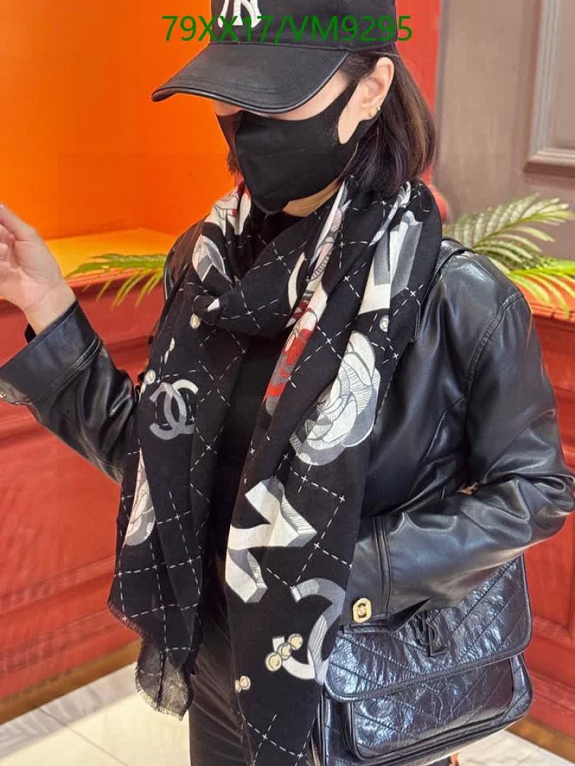 Chanel-Scarf Code: VM9295 $: 79USD