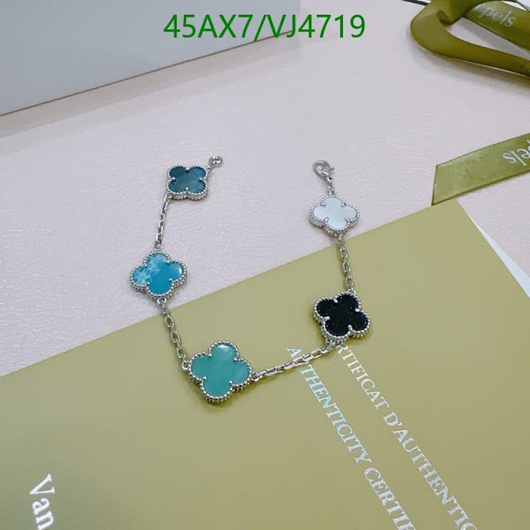 Van Cleef & Arpels-Jewelry Code: VJ4719 $: 45USD