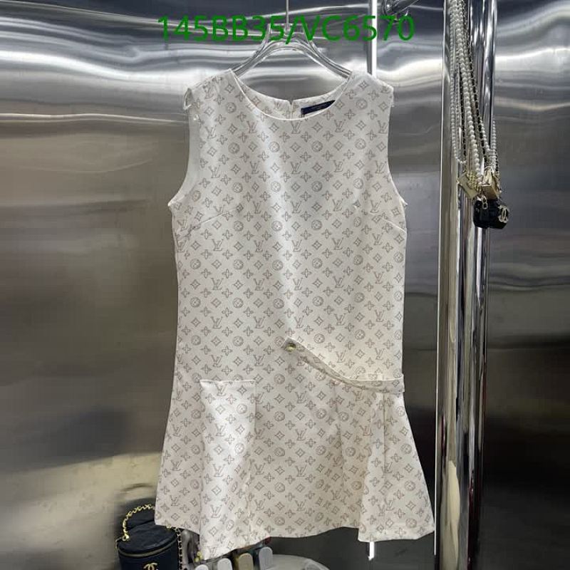 LV-Clothing Code: VC6570 $: 145USD