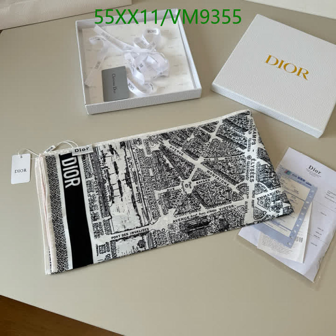 Dior-Scarf Code: VM9355 $: 55USD
