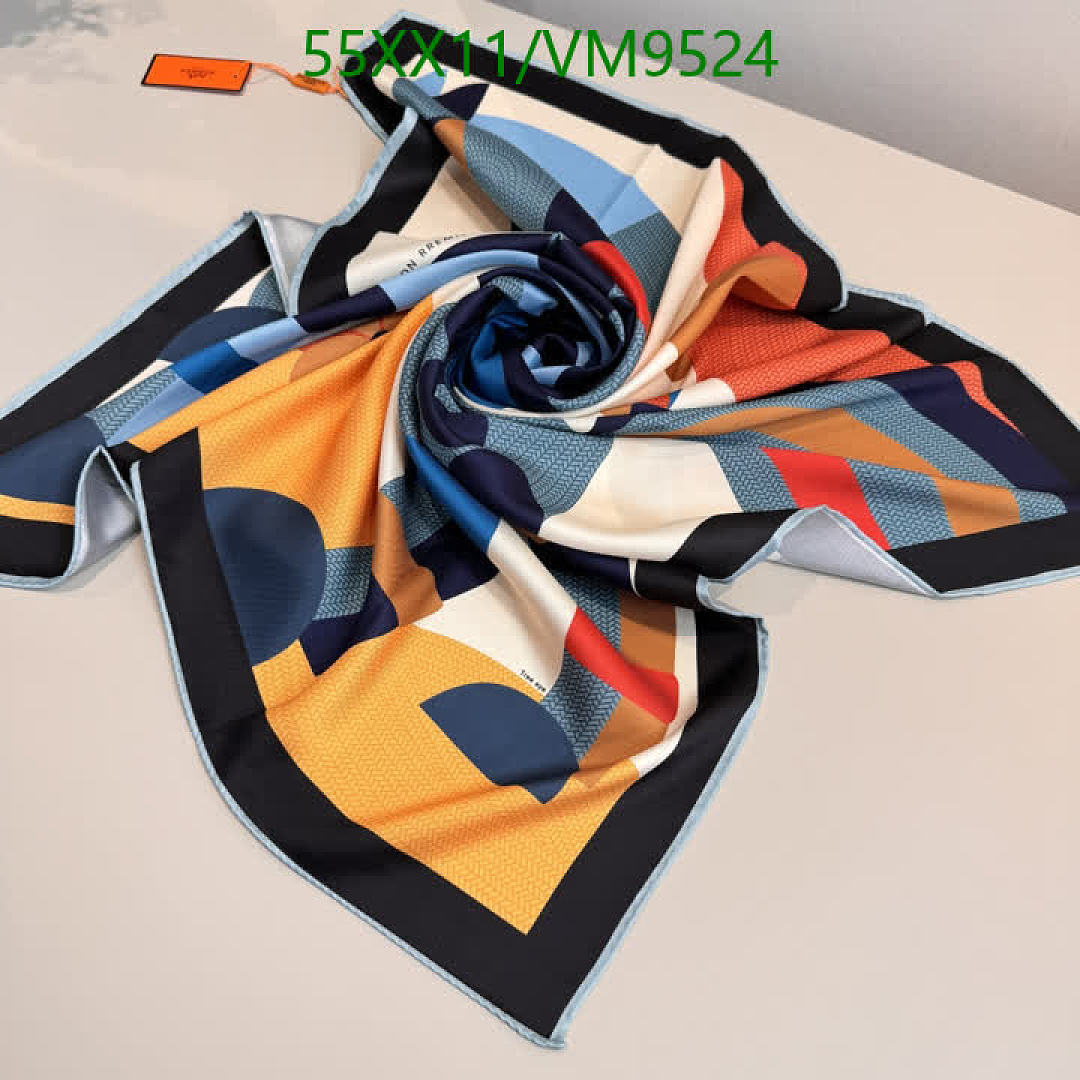 Hermes-Scarf Code: VM9524 $: 55USD