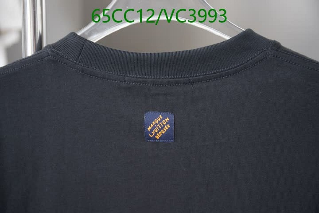 LV-Clothing Code: VC3993 $: 65USD