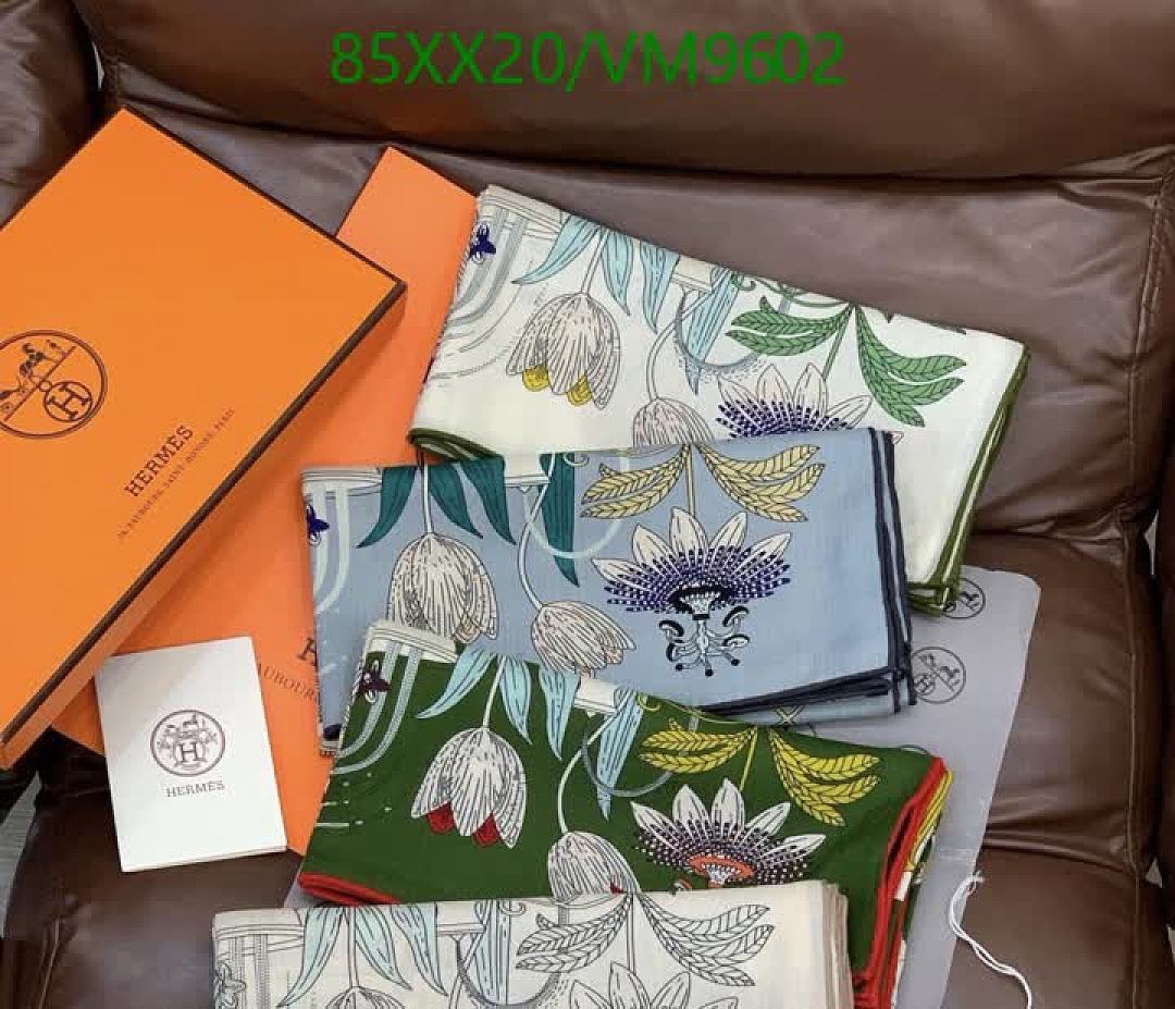 Hermes-Scarf Code: VM9602 $: 85USD