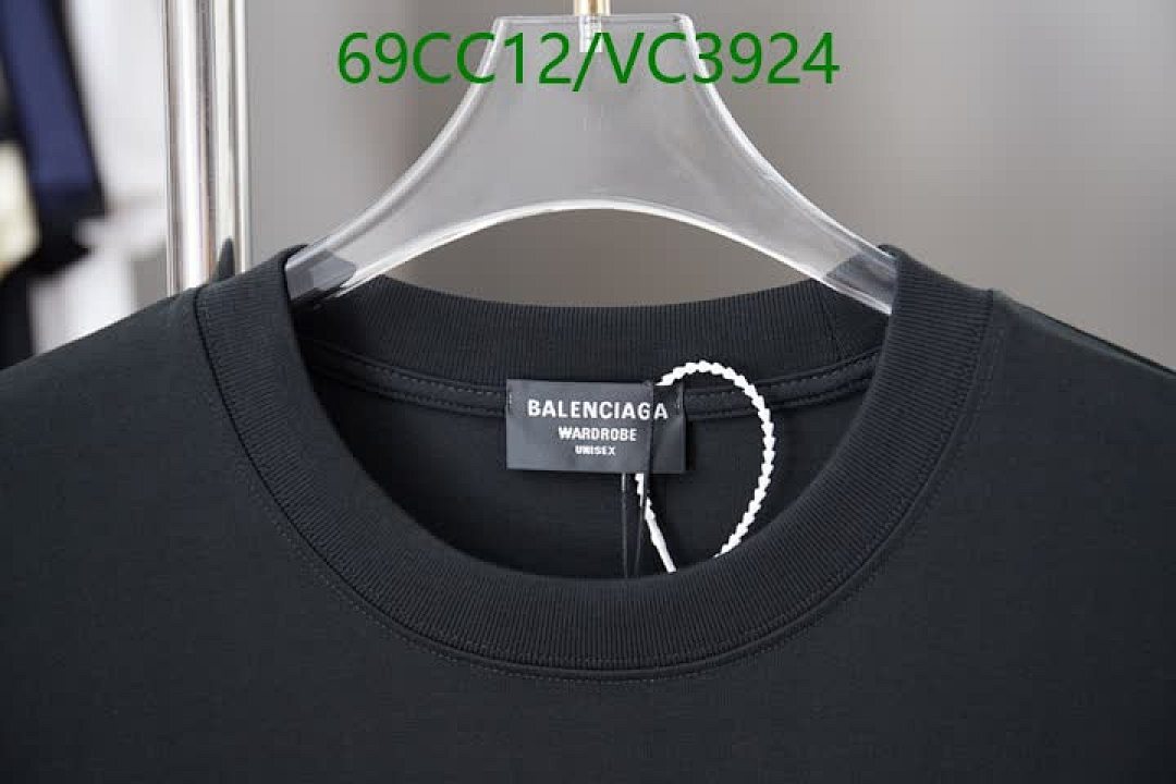 Balenciaga-Clothing Code: VC3924 $: 69USD