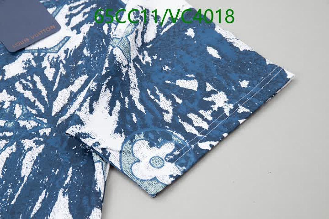 LV-Clothing Code: VC4018 $: 65USD