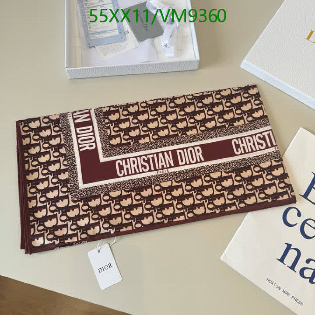 Dior-Scarf Code: VM9360 $: 55USD