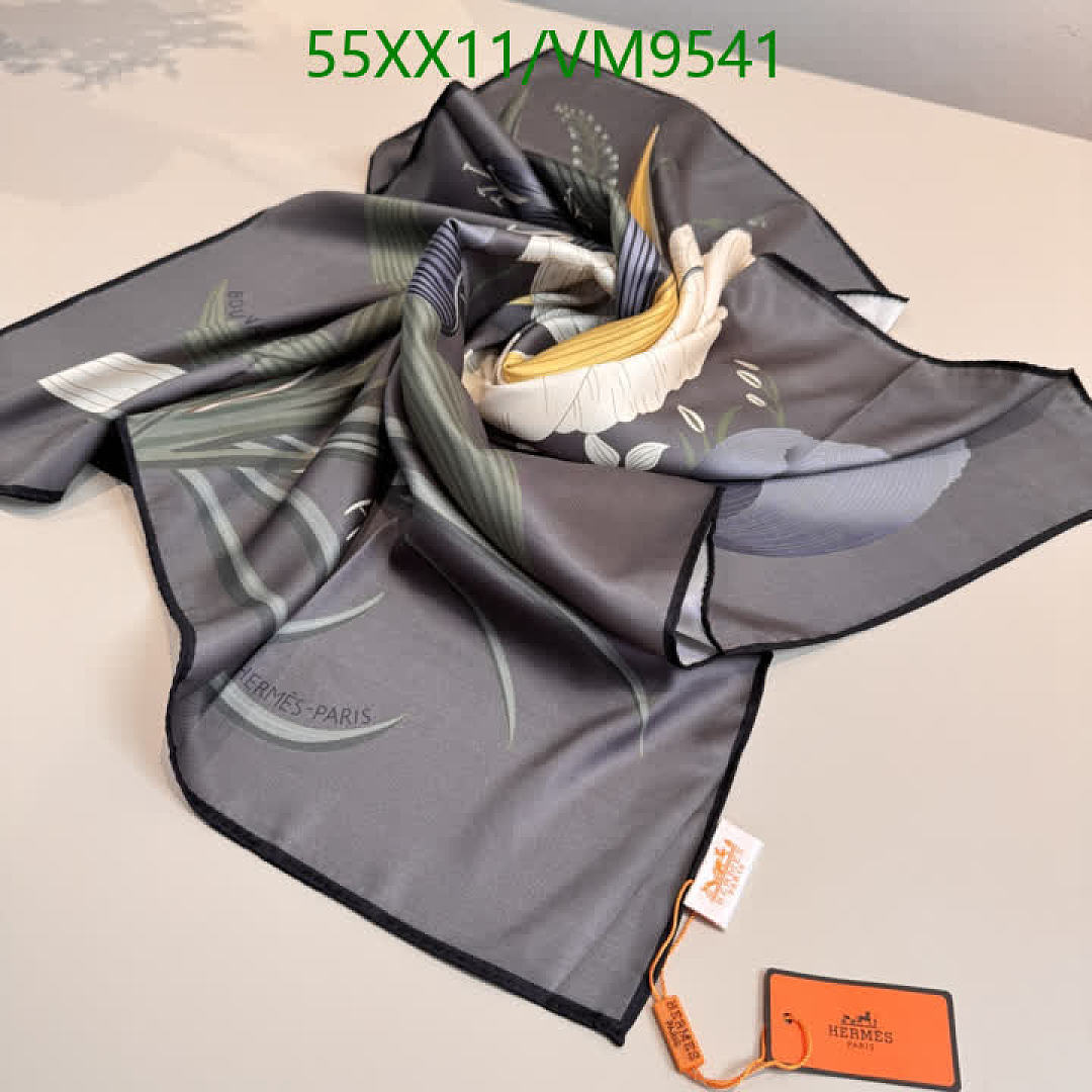 Hermes-Scarf Code: VM9541 $: 55USD
