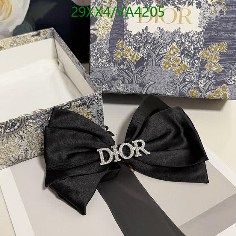 Dior-Headband Code: VA4205 $: 29USD