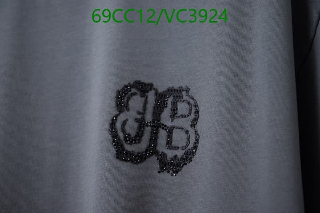 Balenciaga-Clothing Code: VC3924 $: 69USD