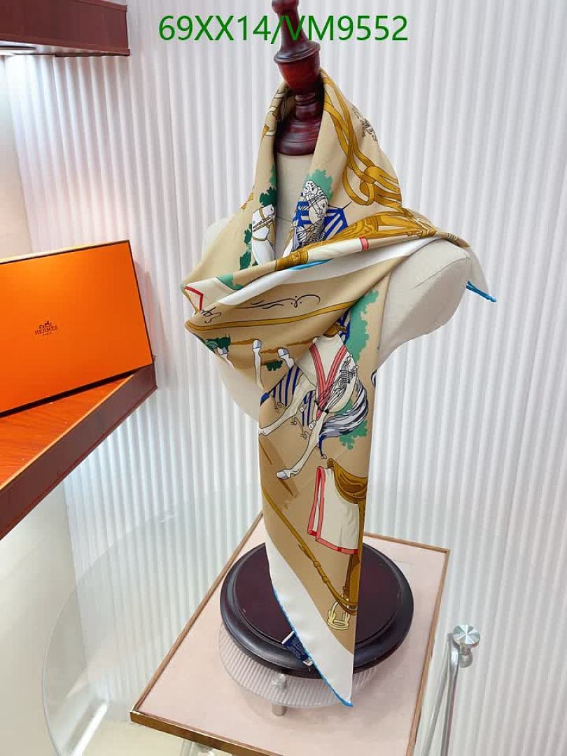 Hermes-Scarf Code: VM9552 $: 69USD