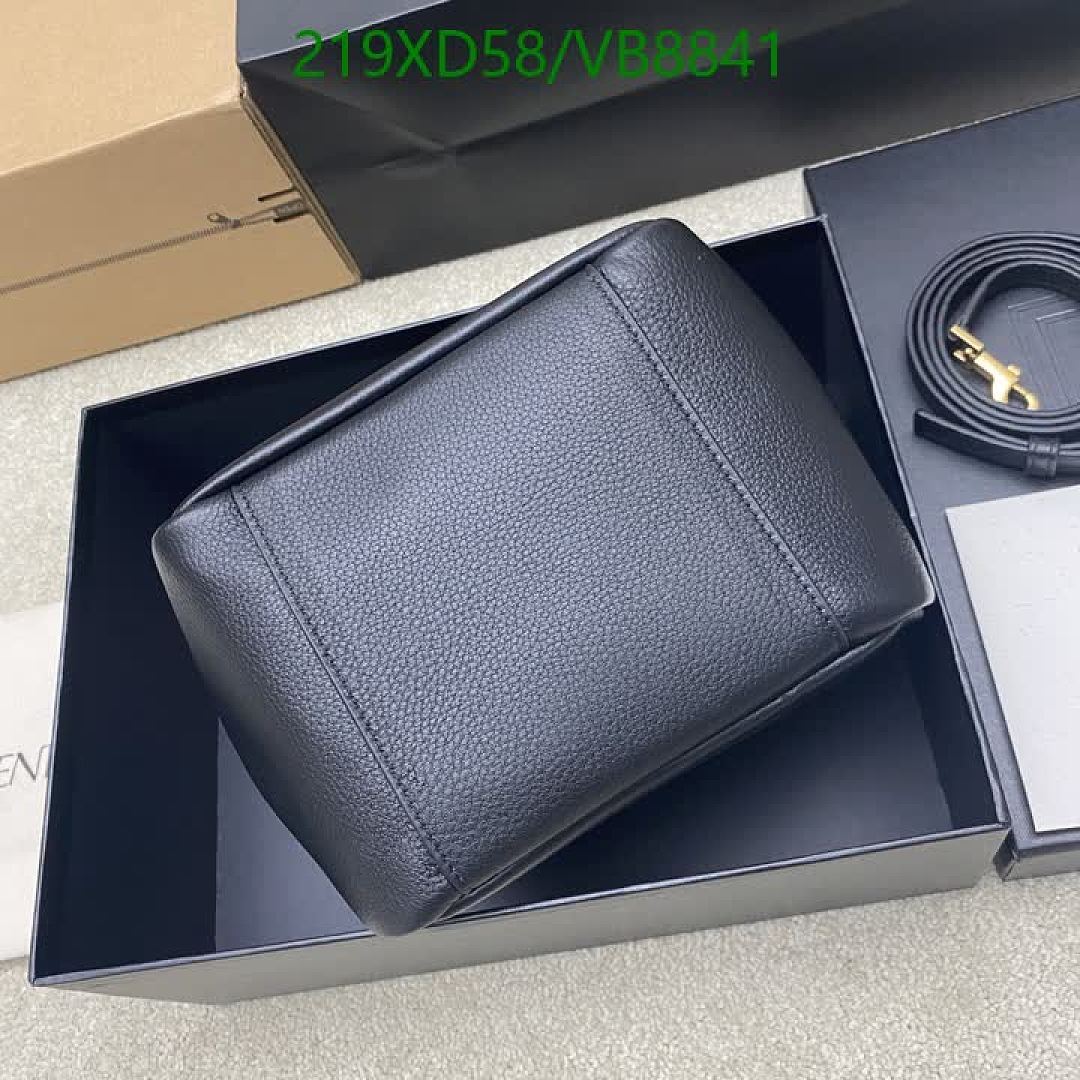 YSL-Bag-Mirror Quality Code: VB8841 $: 219USD