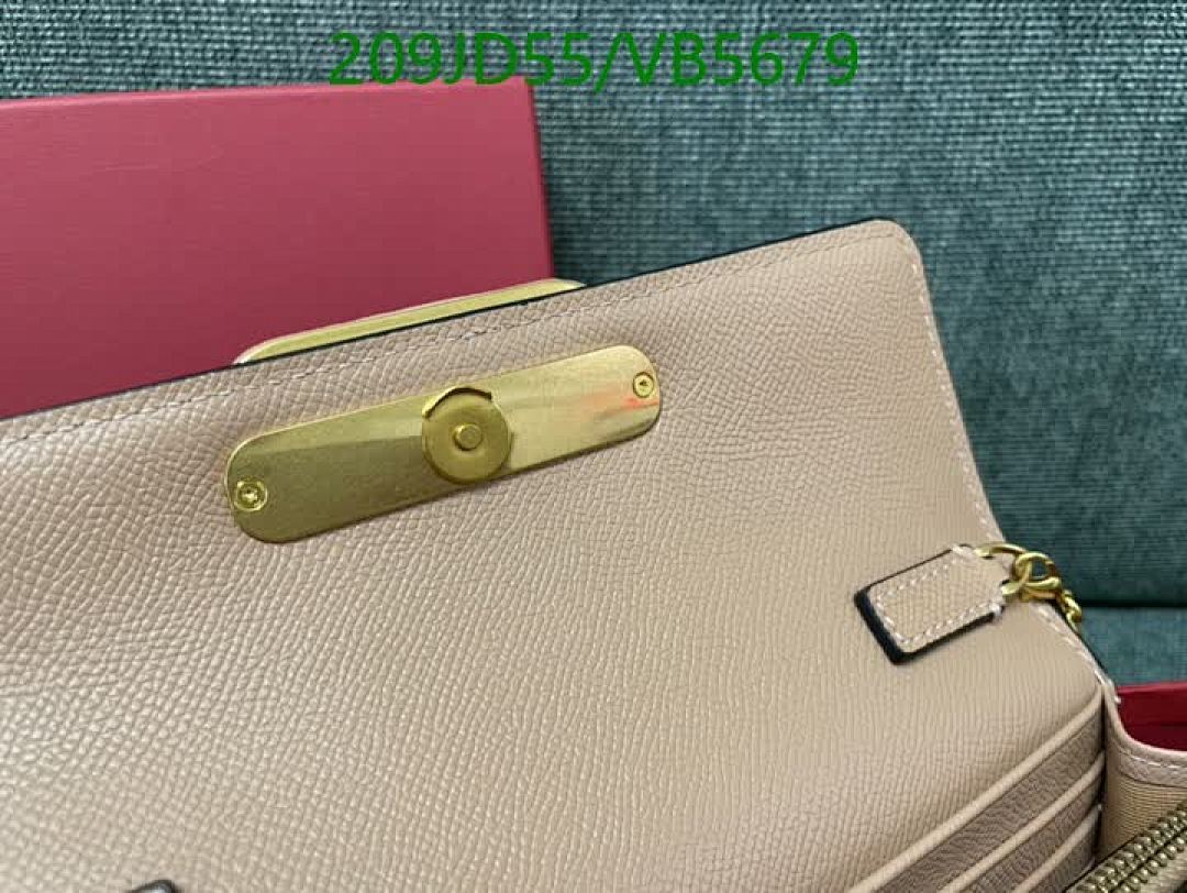 Valentino-Bag-Mirror Quality Code: VB5679 $: 209USD