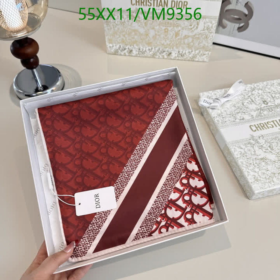 Dior-Scarf Code: VM9356 $: 55USD