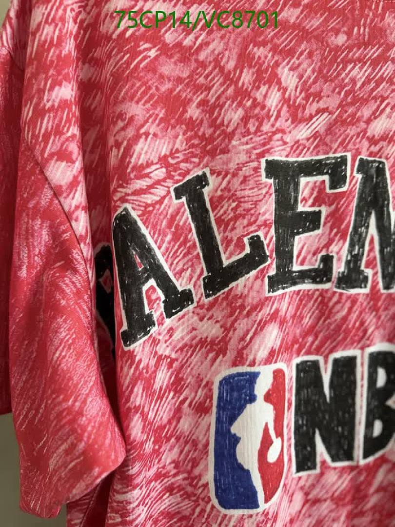 Balenciaga-Clothing Code: VC8701 $: 75USD