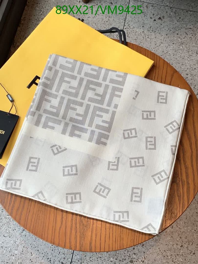 Fendi-Scarf Code: VM9425 $: 89USD