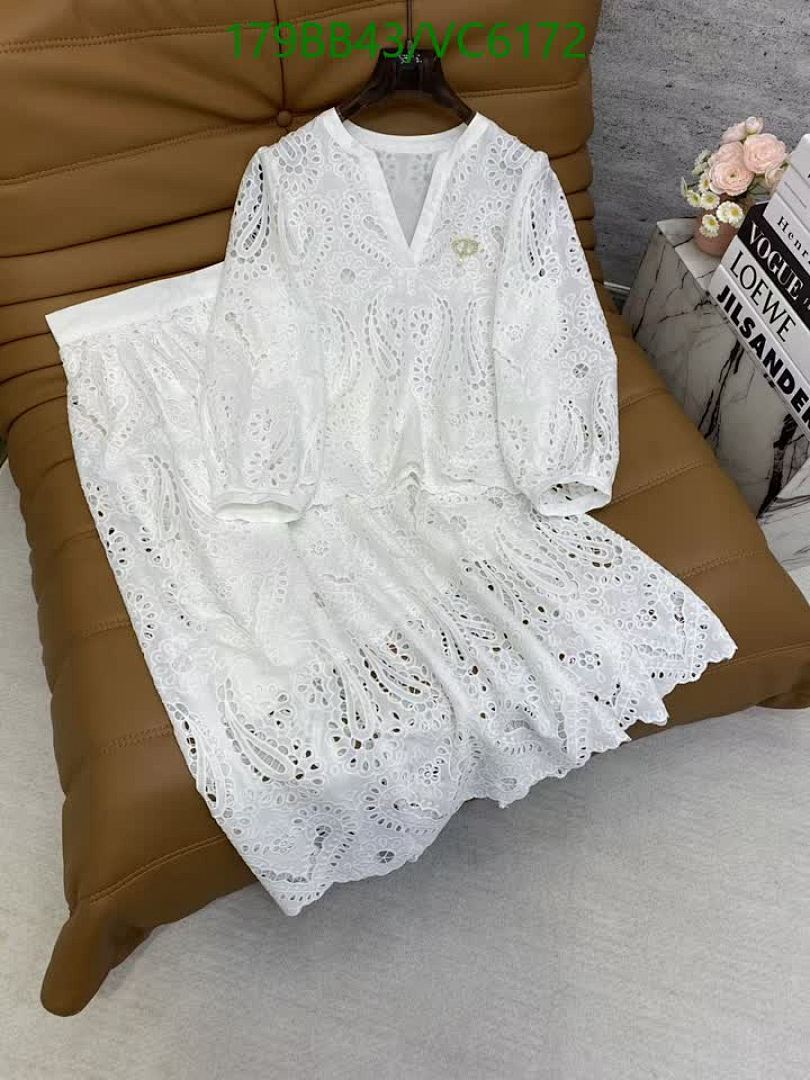 Dior-Clothing Code: VC6172 $: 179USD