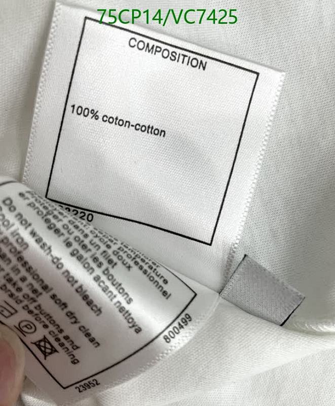 Chanel-Clothing Code: VC7425 $: 75USD