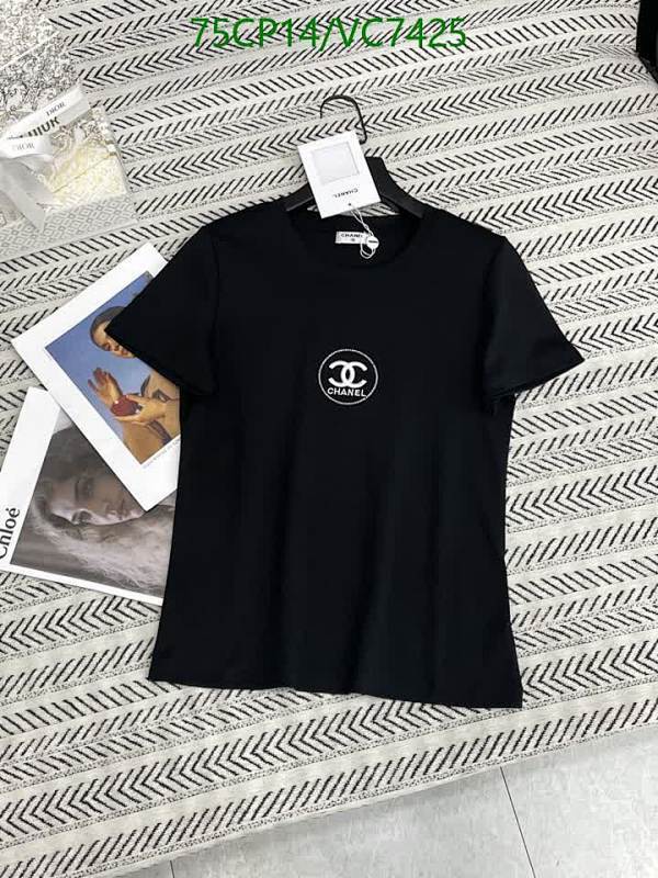 Chanel-Clothing Code: VC7425 $: 75USD