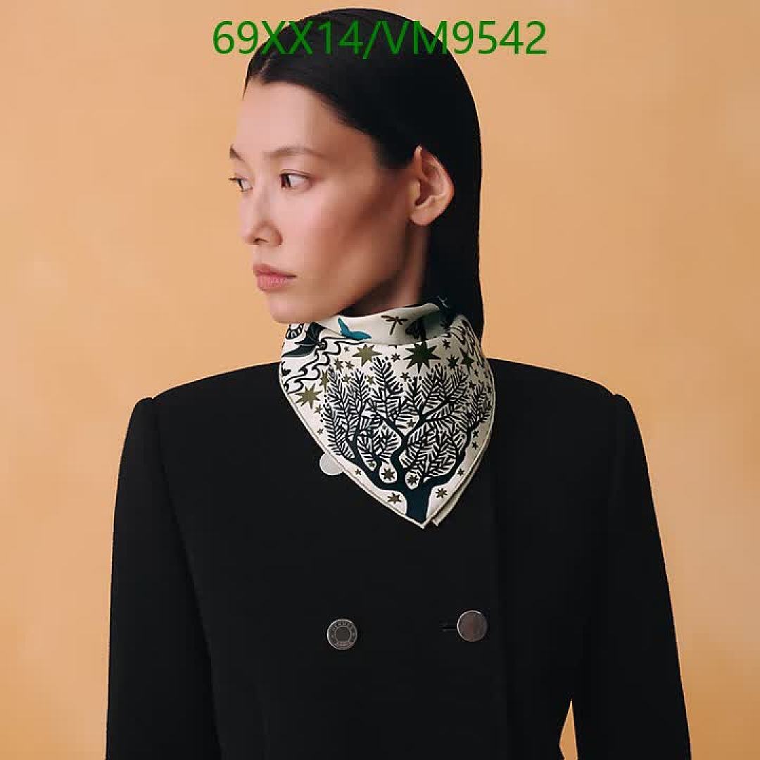 Hermes-Scarf Code: VM9542 $: 69USD