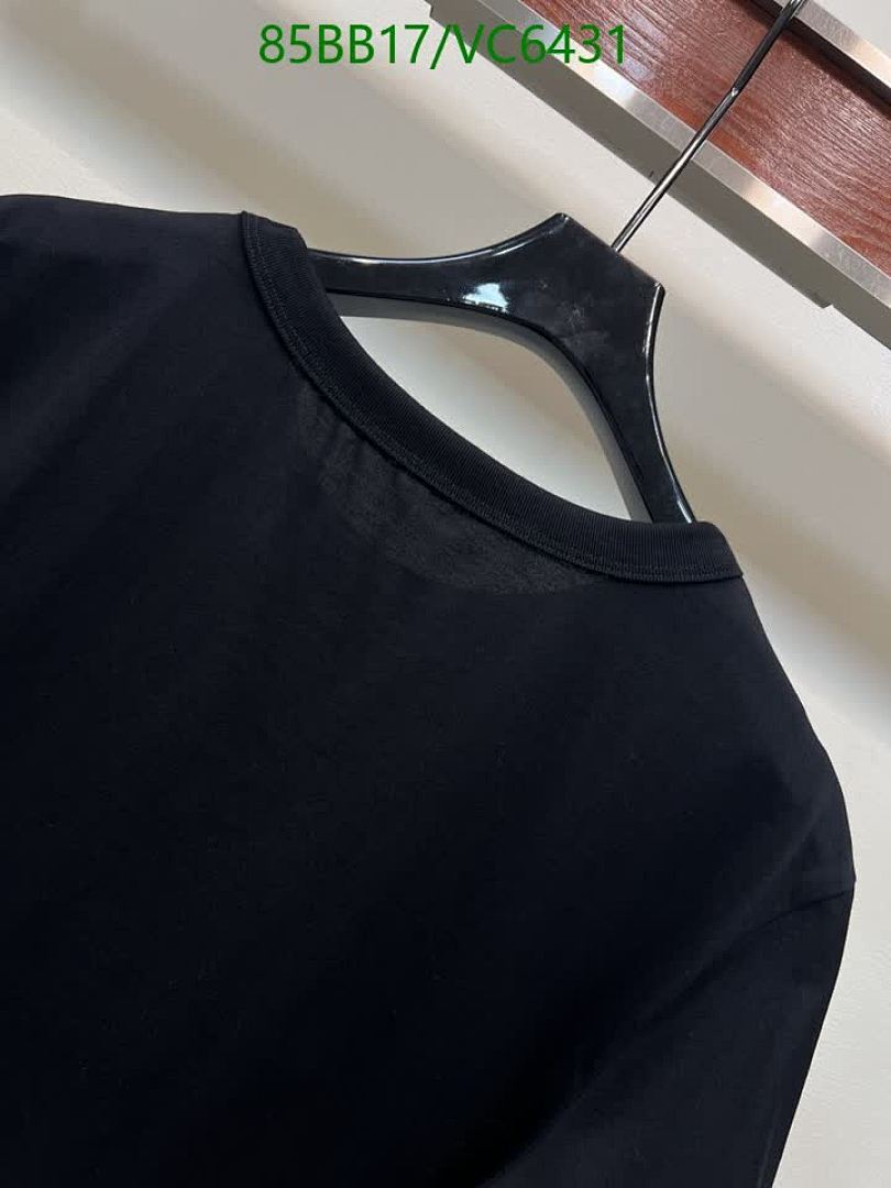 LV-Clothing Code: VC6431 $: 85USD