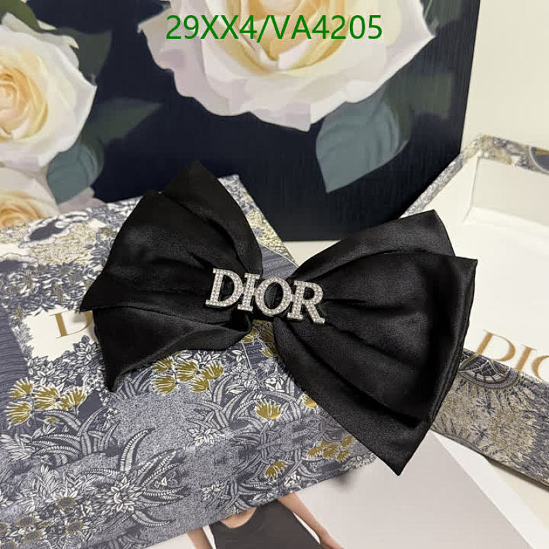 Dior-Headband Code: VA4205 $: 29USD
