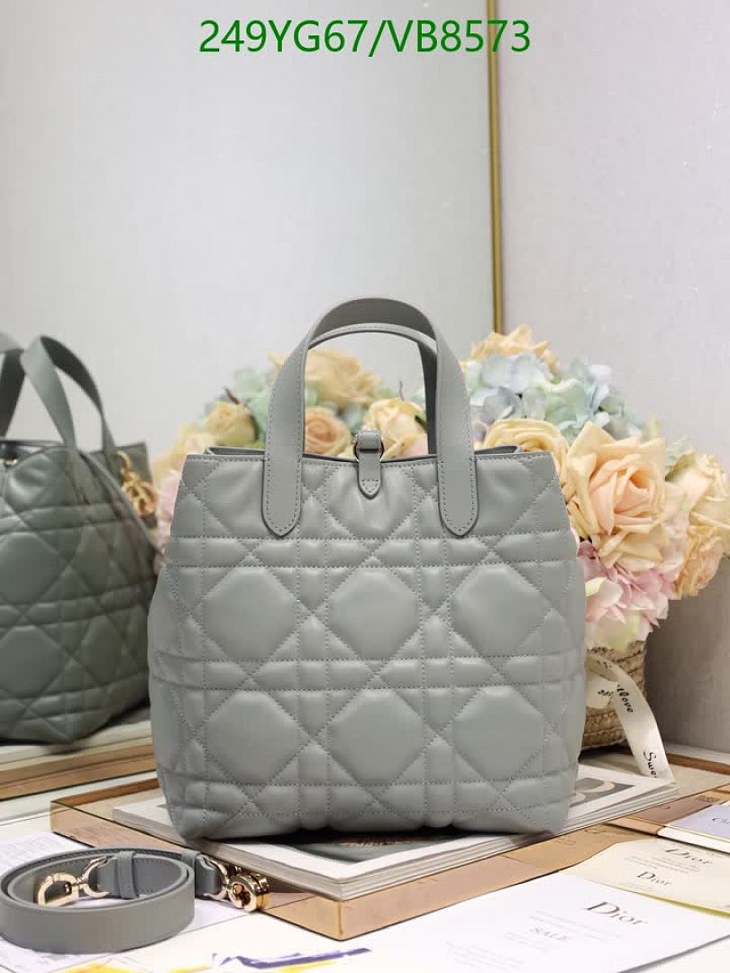 Dior-Bag-Mirror Quality Code: VB8573 $: 249USD