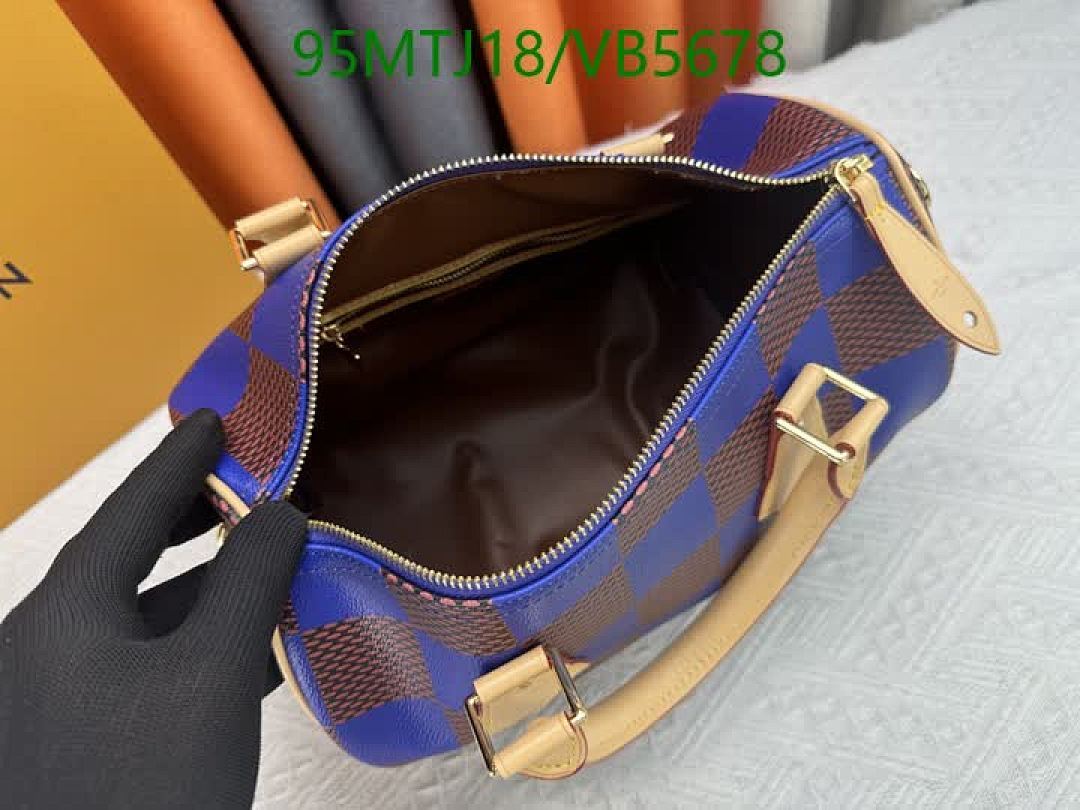 LV-Bag-4A Quality Code: VB5678 $: 95USD