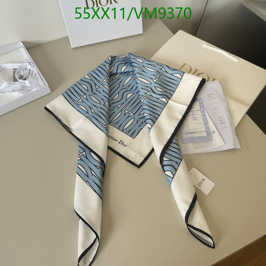 Dior-Scarf Code: VM9370 $: 55USD