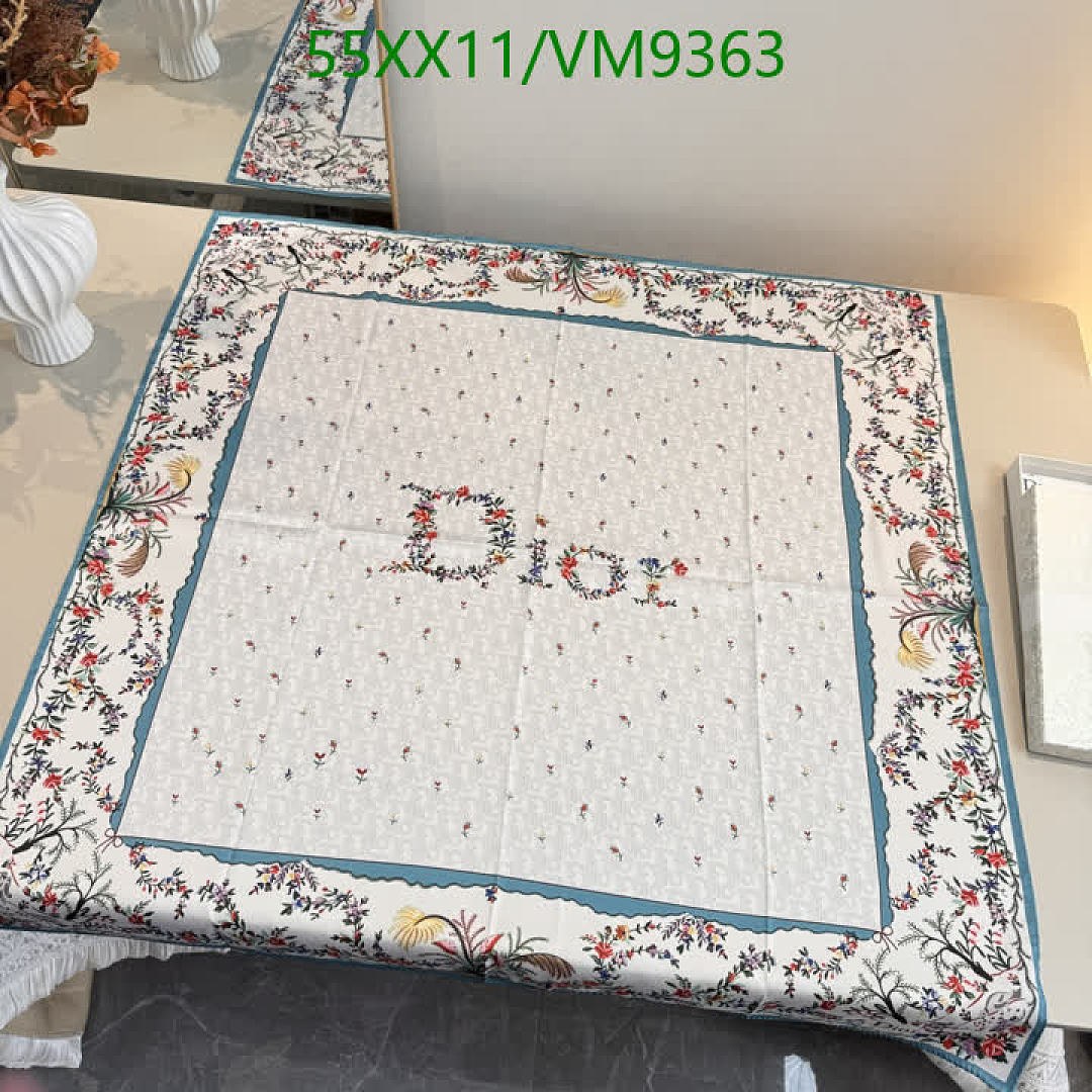 Dior-Scarf Code: VM9363 $: 55USD