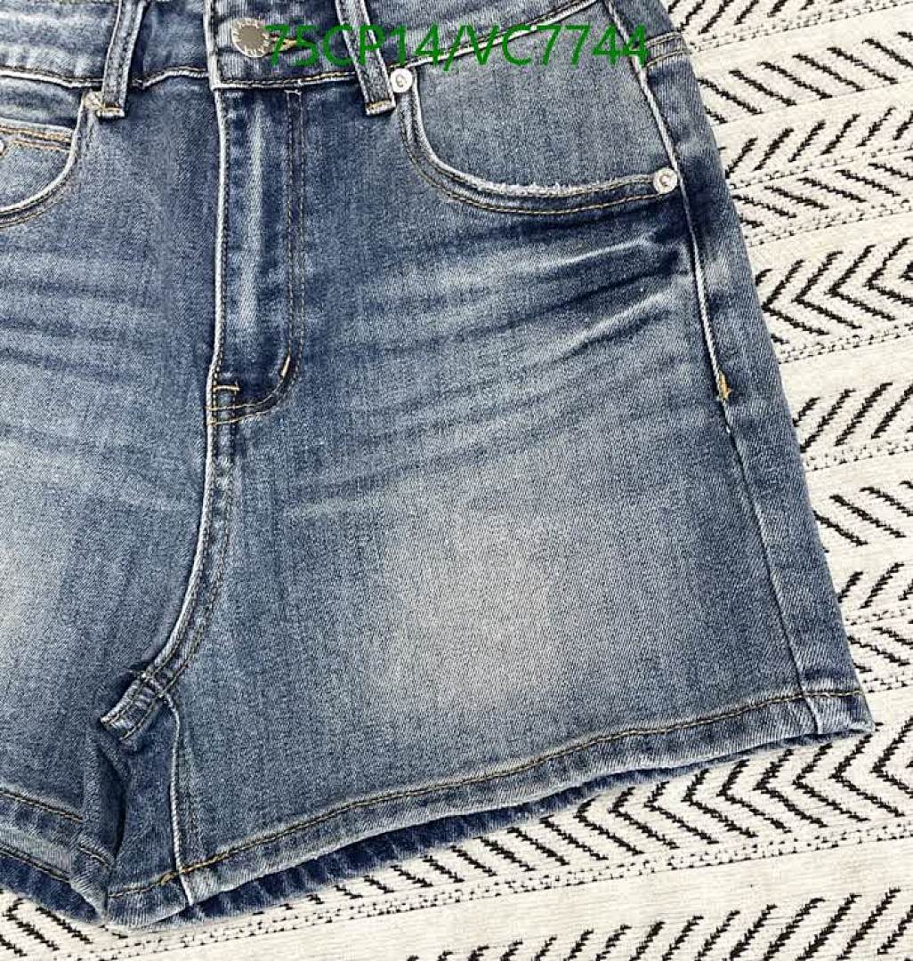 Prada-Clothing Code: VC7744 $: 75USD