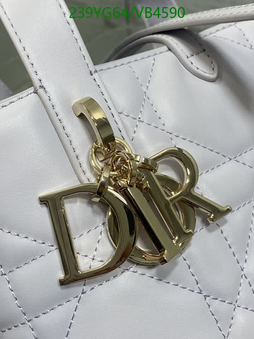 Dior-Bag-Mirror Quality Code: VB4590 $: 239USD