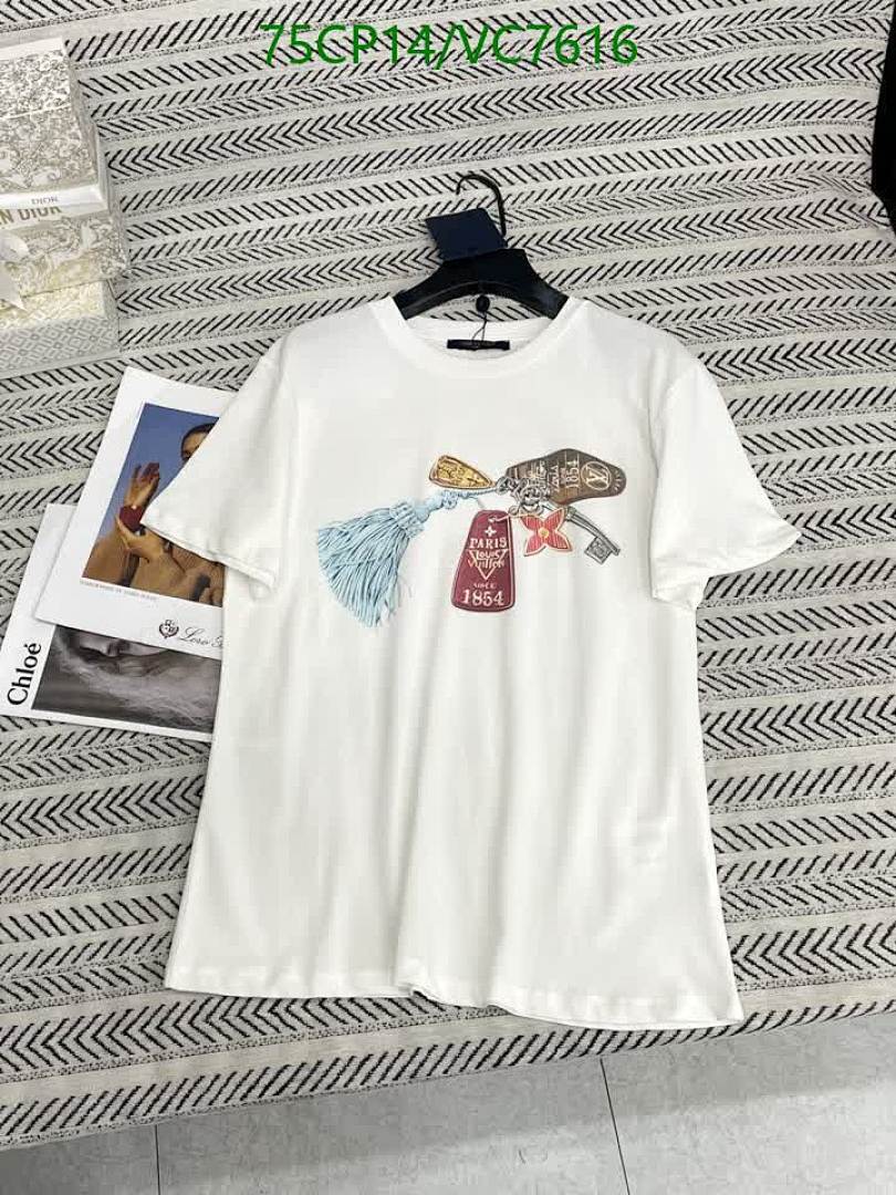 LV-Clothing Code: VC7616 $: 75USD