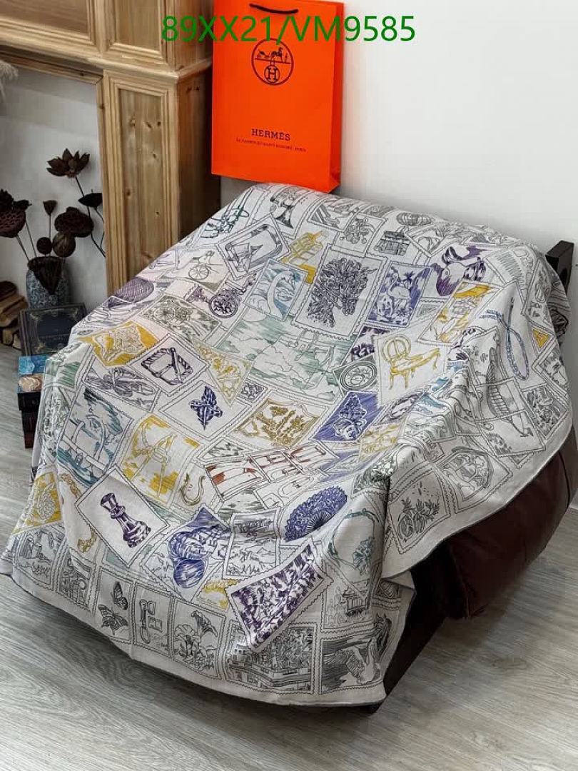 Hermes-Scarf Code: VM9585 $: 89USD