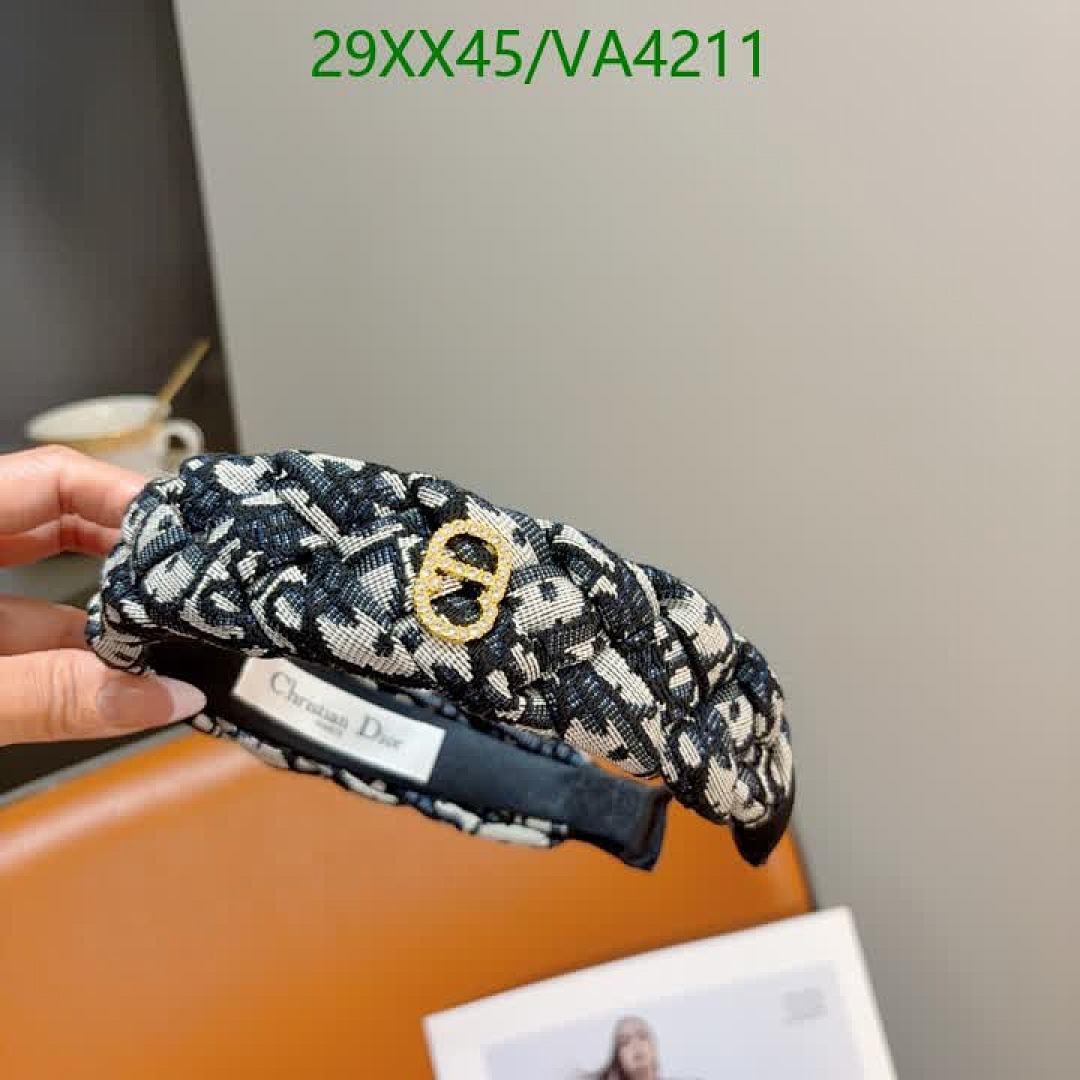 Dior-Headband Code: VA4211 $: 29USD
