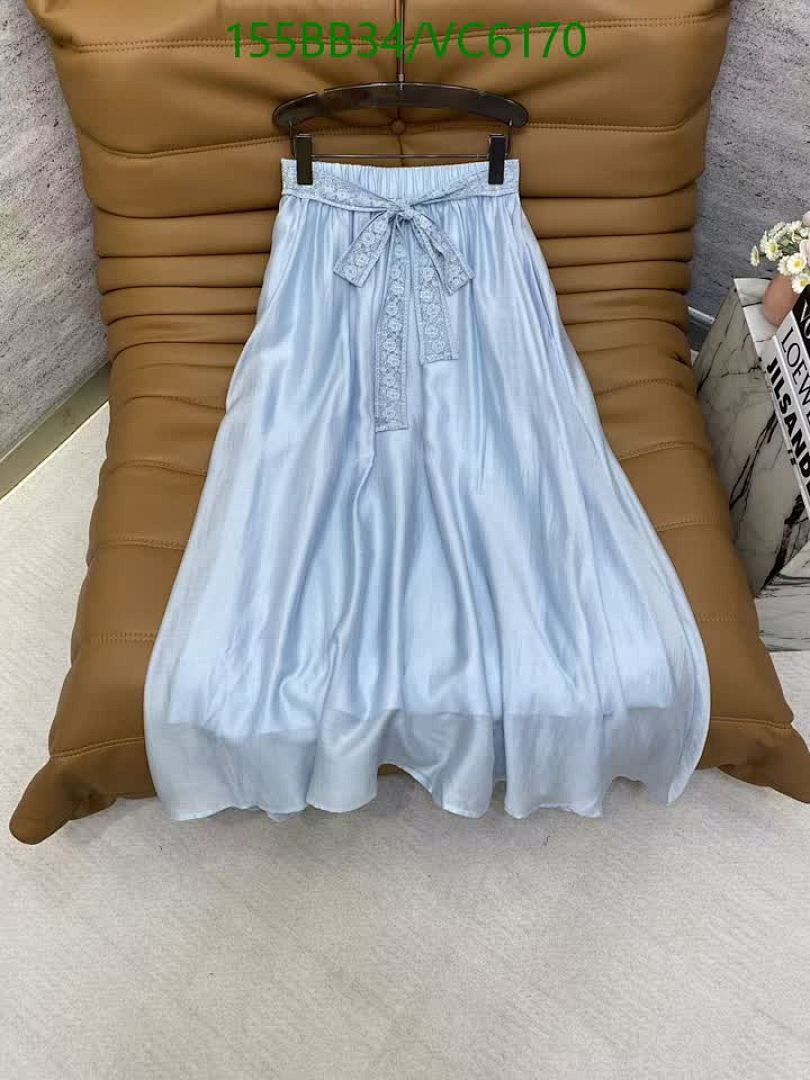 Dior-Clothing Code: VC6170 $: 155USD