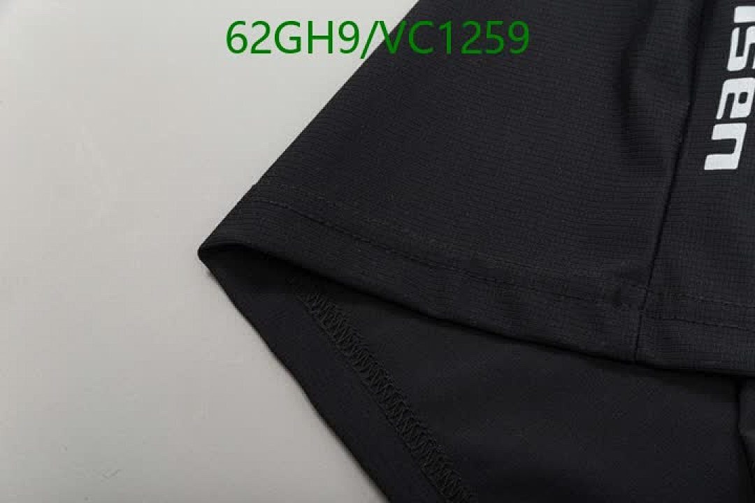 Helly Hansen-Beach Shorts Code: VC1259 $: 62USD