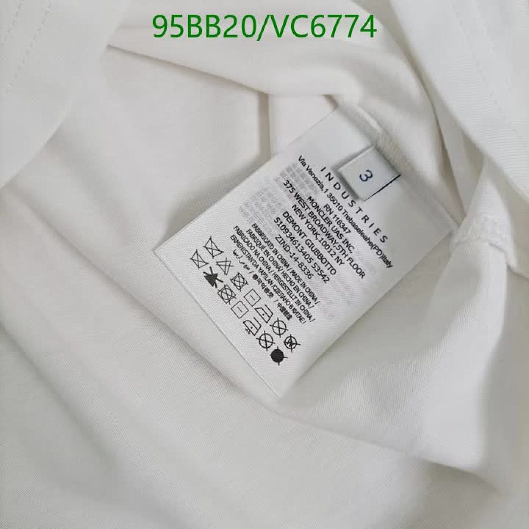 Moncler-Clothing Code: VC6774 $: 95USD