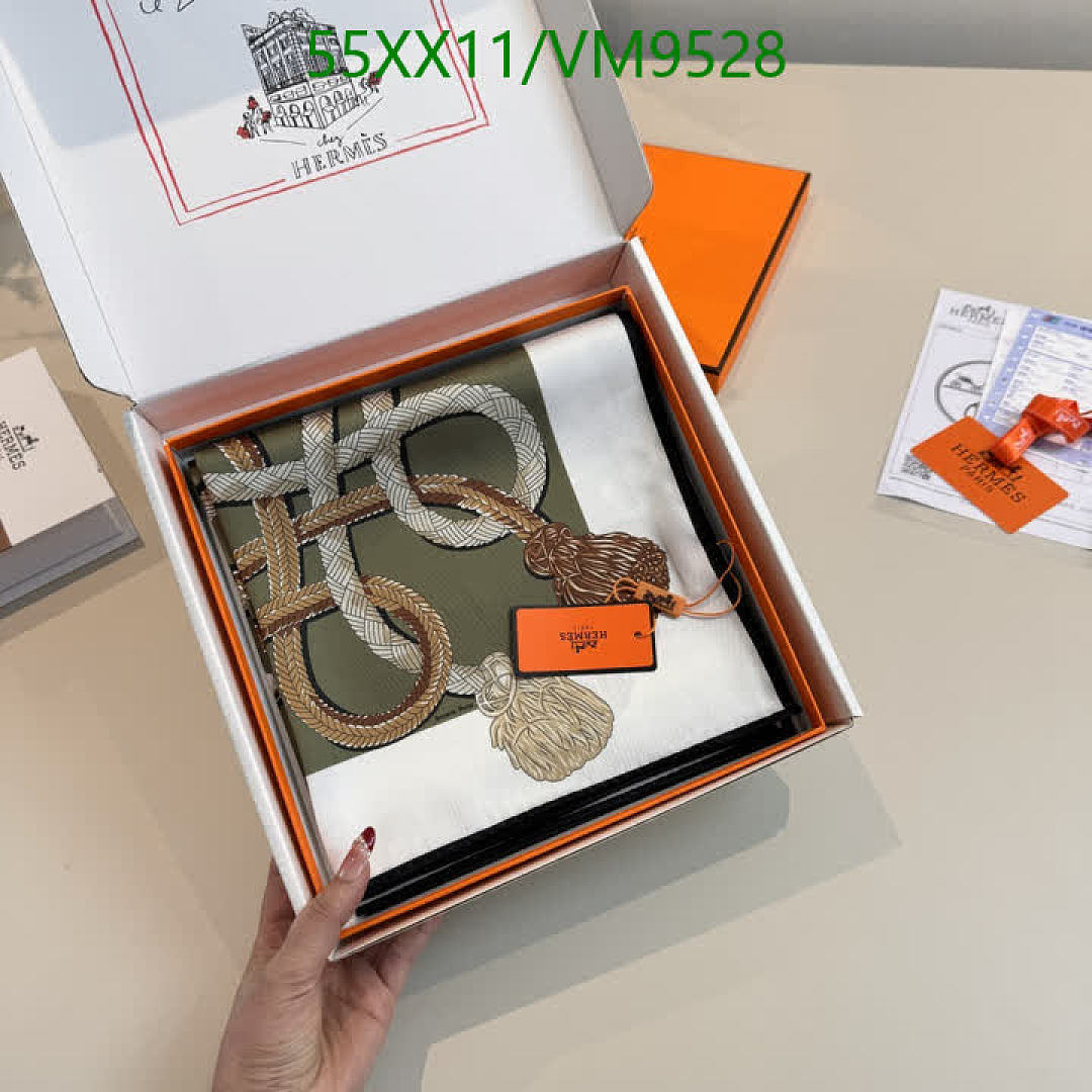 Hermes-Scarf Code: VM9528 $: 55USD