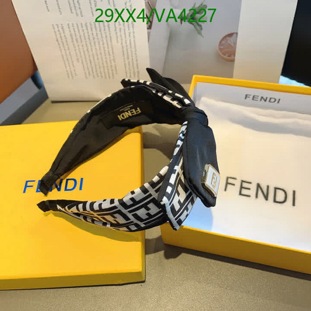 Fendi-Headband Code: VA4227 $: 29USD