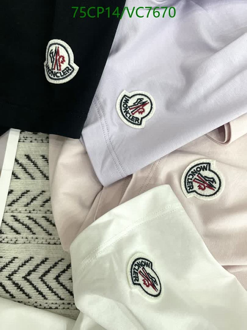 Moncler-Clothing Code: VC7670 $: 75USD