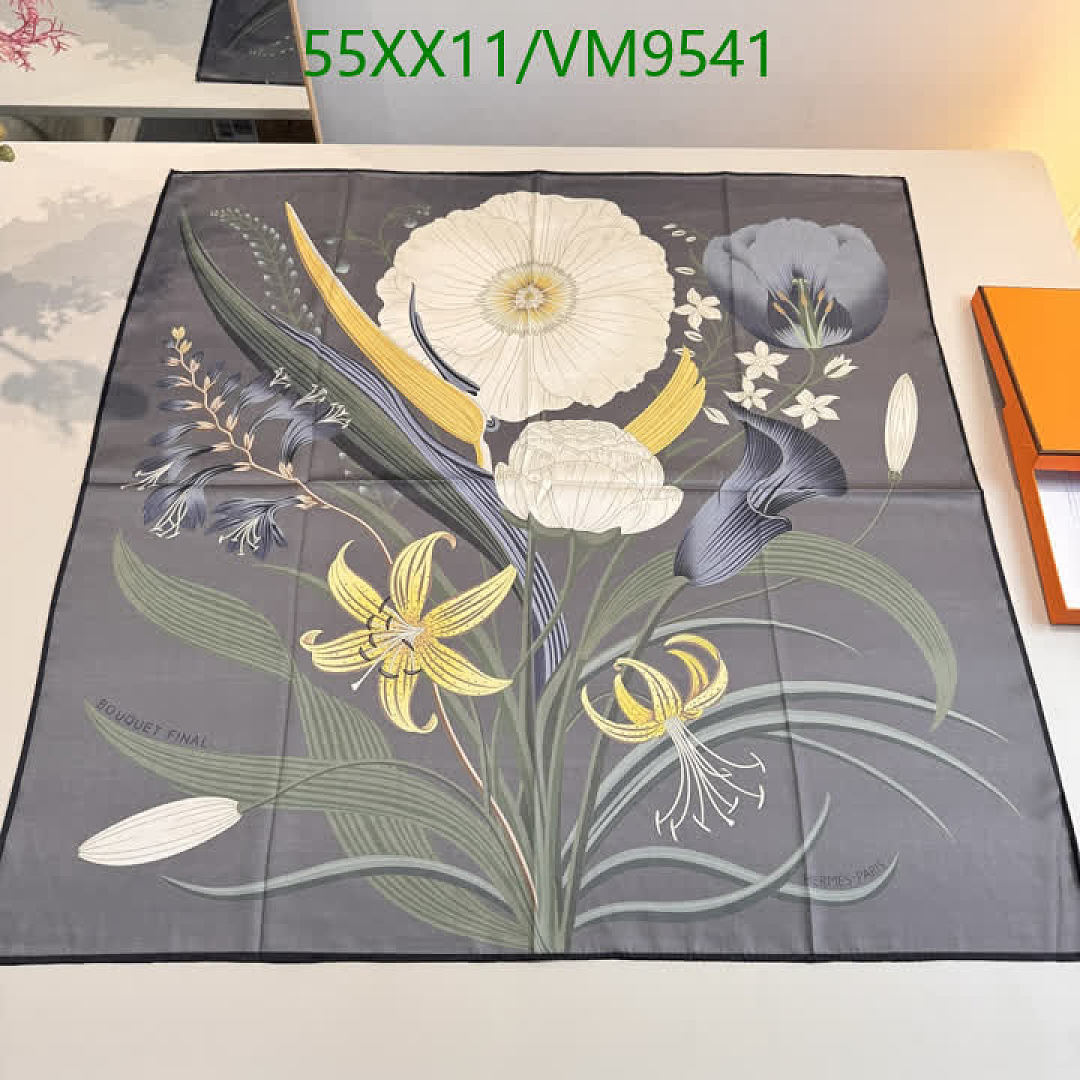 Hermes-Scarf Code: VM9541 $: 55USD