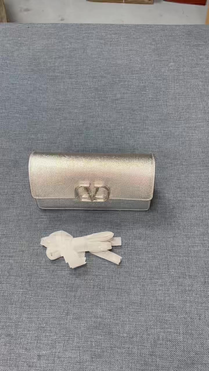 Valentino-Bag-Mirror Quality Code: VB5679 $: 209USD