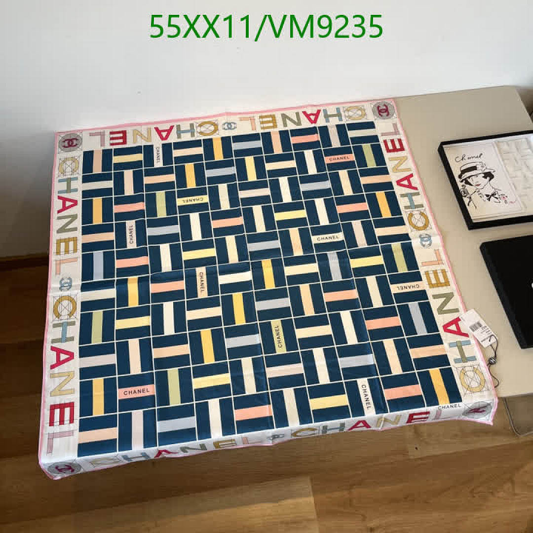 Chanel-Scarf Code: VM9235 $: 55USD