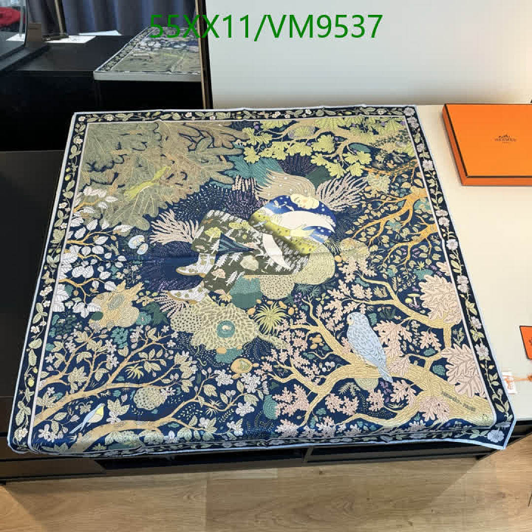 Hermes-Scarf Code: VM9537 $: 55USD