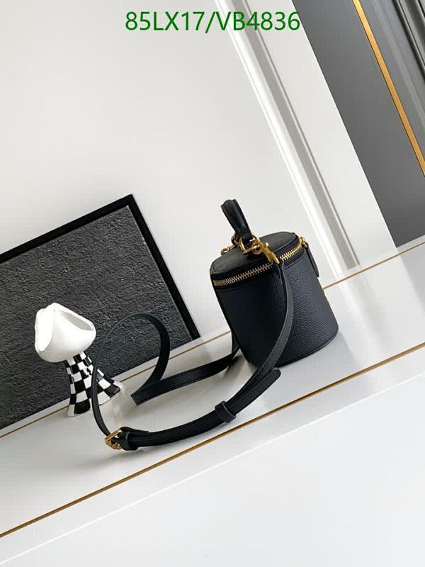 Valentino-Bag-4A Quality Code: VB4836 $: 85USD