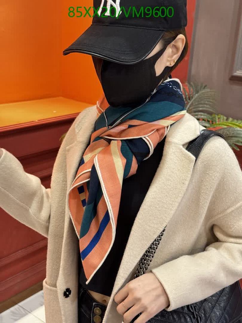 Hermes-Scarf Code: VM9600 $: 85USD