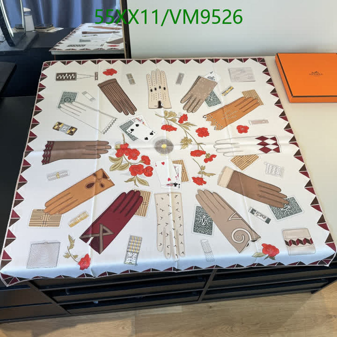 Hermes-Scarf Code: VM9526 $: 55USD