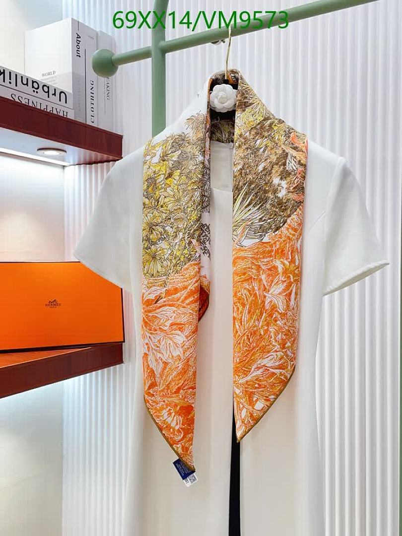 Hermes-Scarf Code: VM9573 $: 69USD