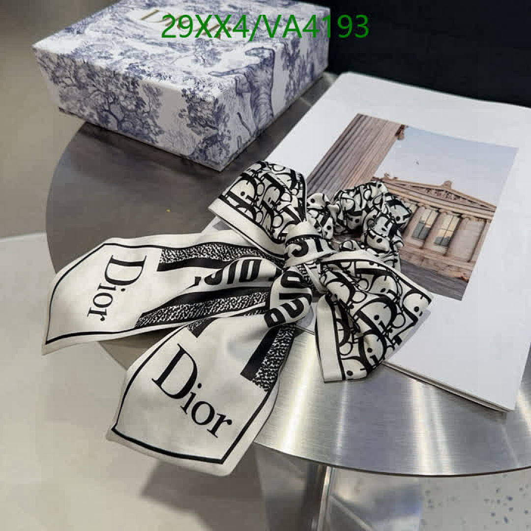 Dior-Headband Code: VA4193 $: 29USD