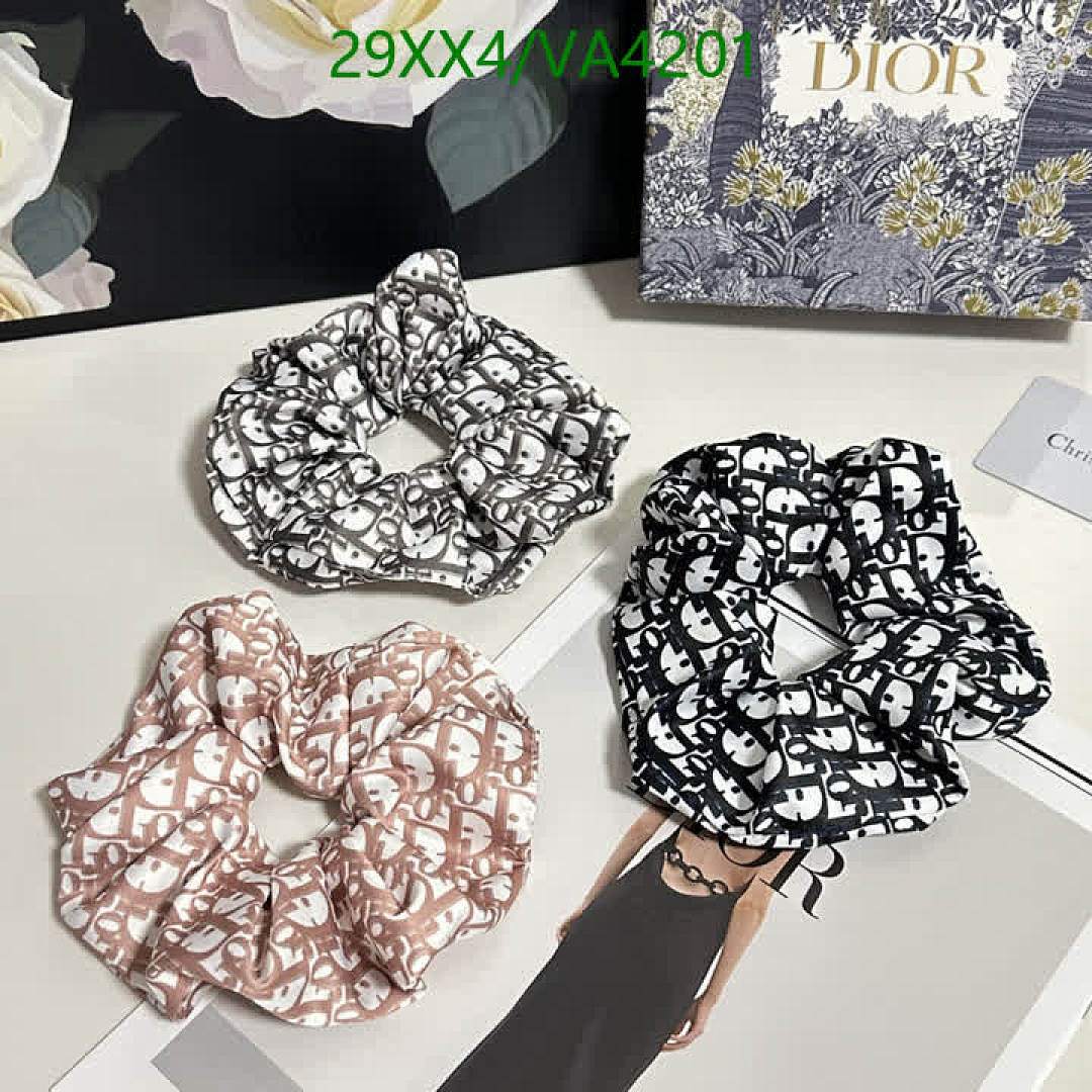 Dior-Headband Code: VA4201 $: 29USD